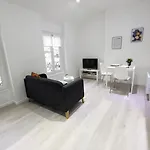 Le Petit Marius - 8 Apartament Lyon
